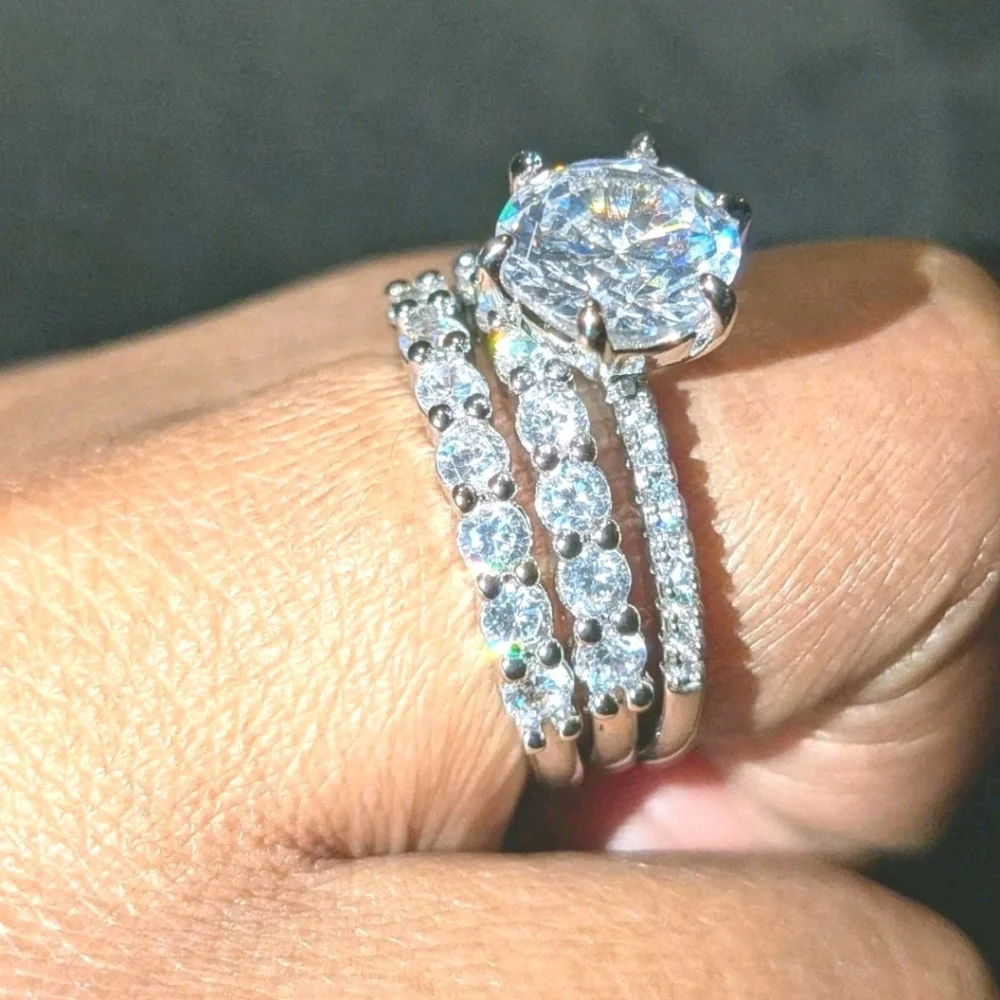 Shimmering 5Ct Round Cut Moissanite Trio Silvery Bridal Wedding Ring Set